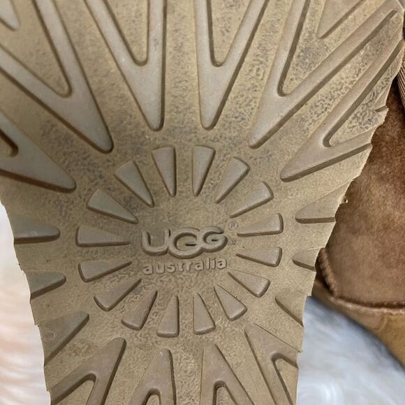UGG Suede Boots Size 7 - Picture 3 of 15